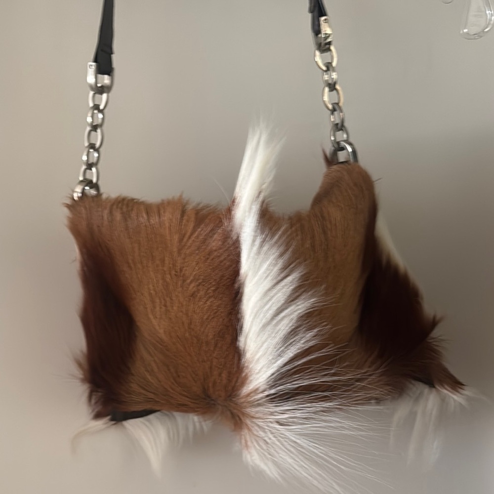 Rustic Brown and White Fur Shoulder Bag with Chain Details - Picture 3 of 5